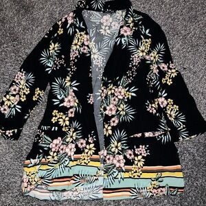 Roz & Ali Black Floral Blazer